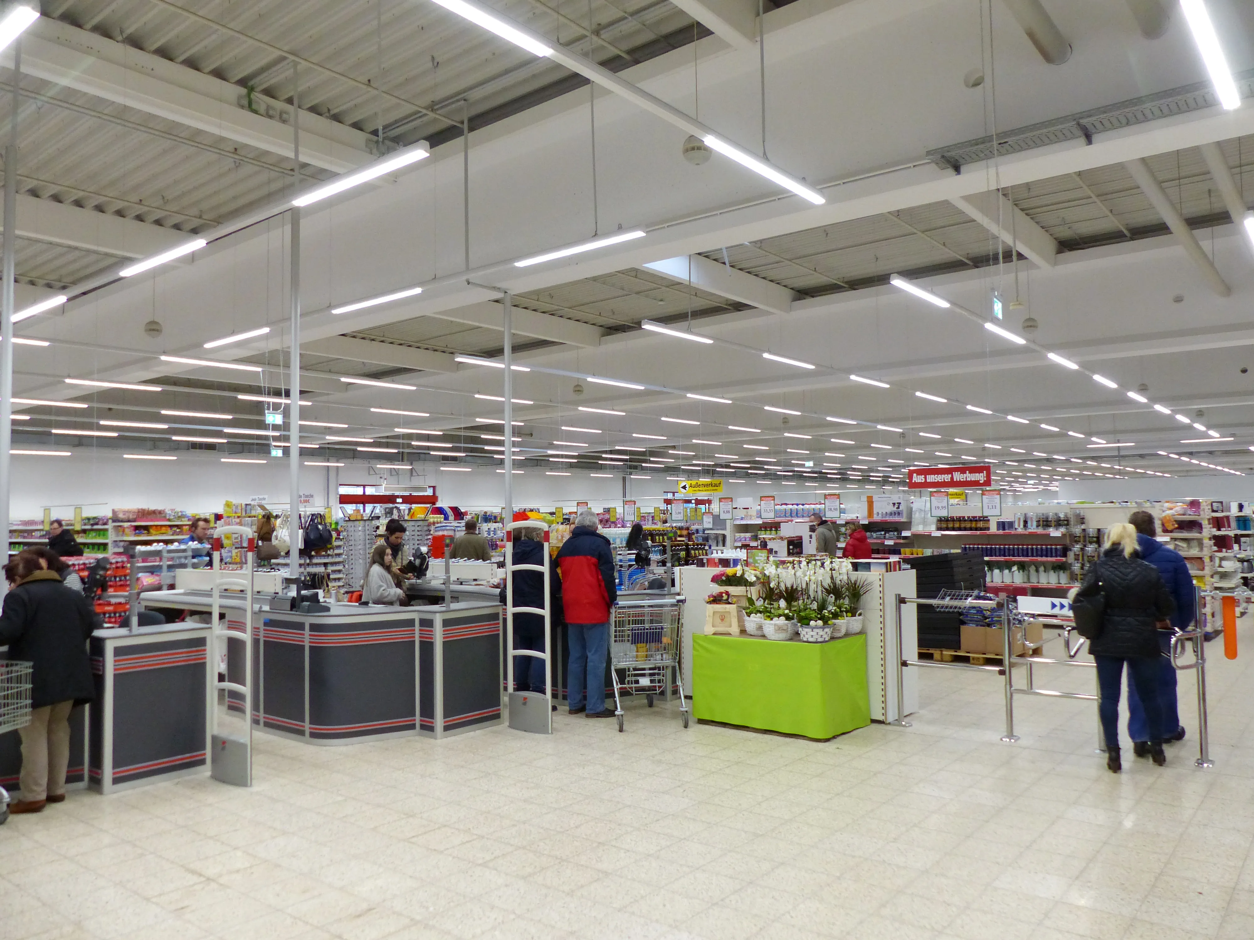 Shopping Mall LED Lighting