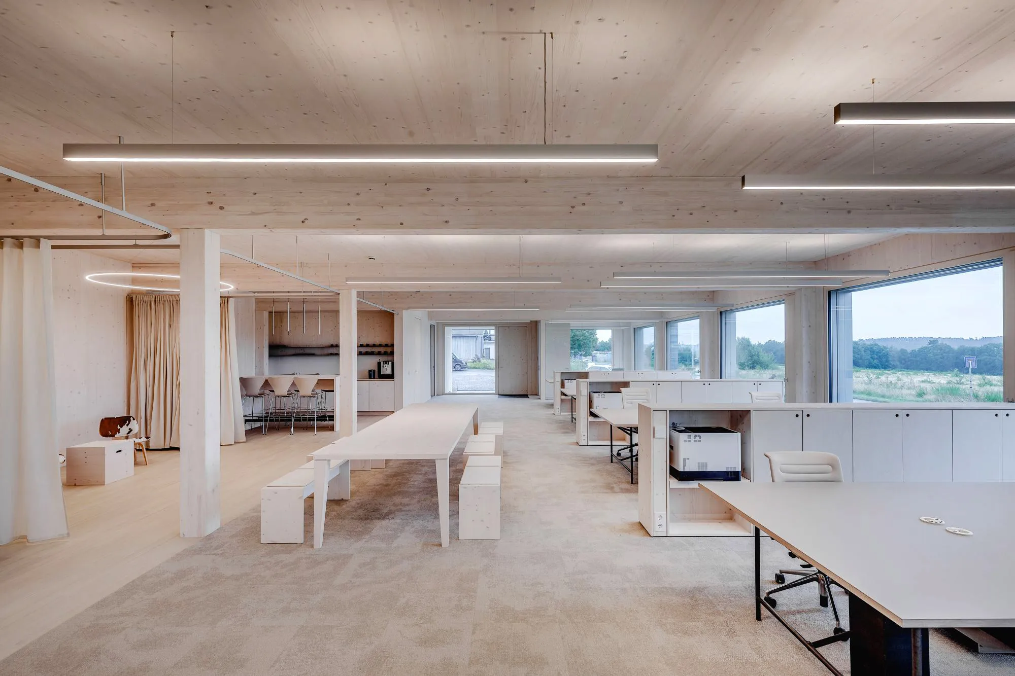 H‑Line Office Linear Retrofit – Office & Public – Amsterdam