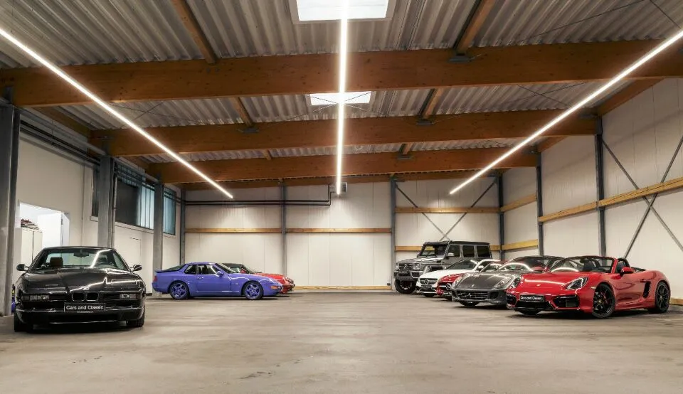 195 lm/W S‑LINE Showroom Lighting – Dubai Supercar – UAE