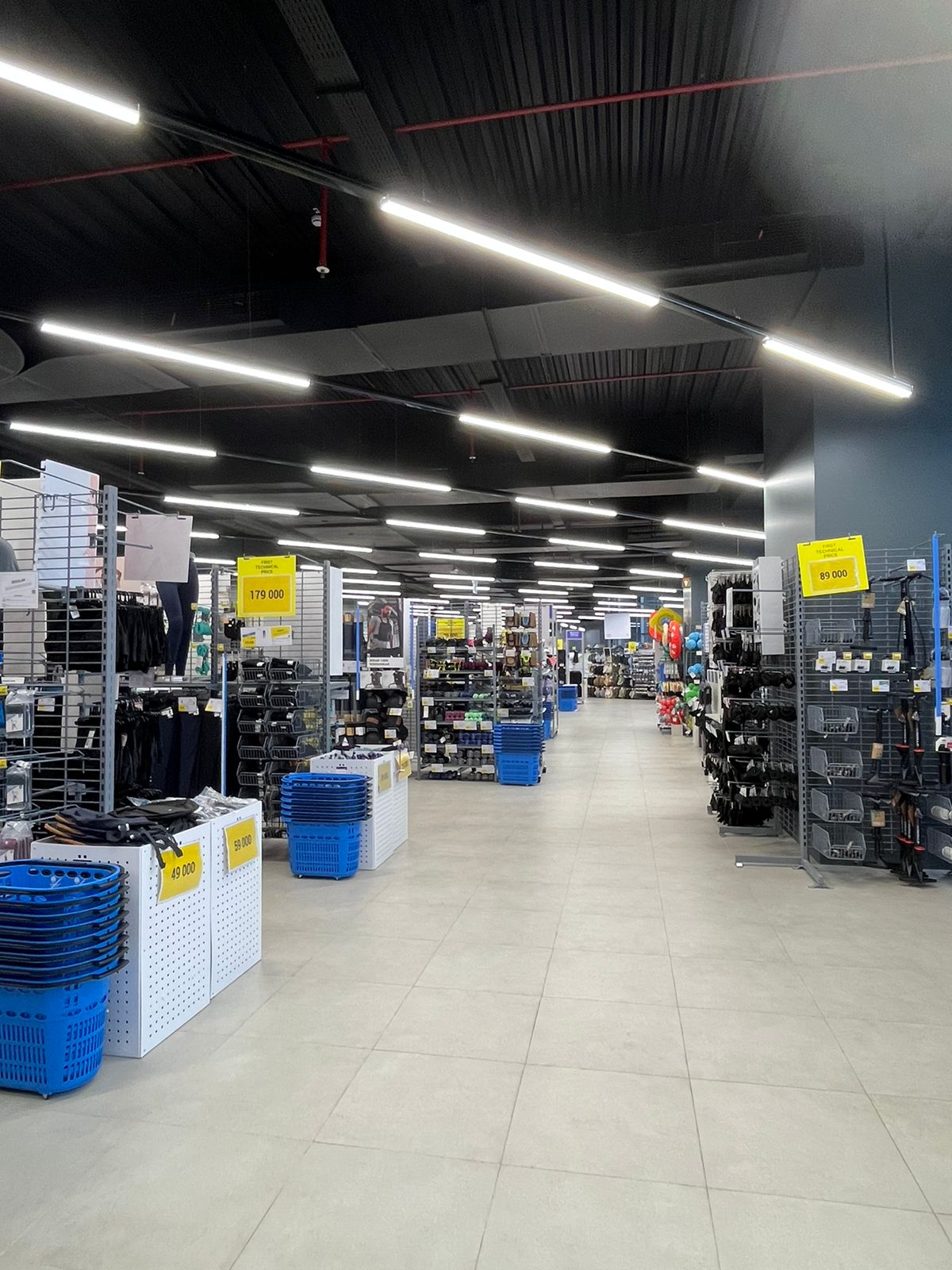 195 lm/W LED Linear Lighting Upgrade for Decathlon Sports Retail – Jakarta